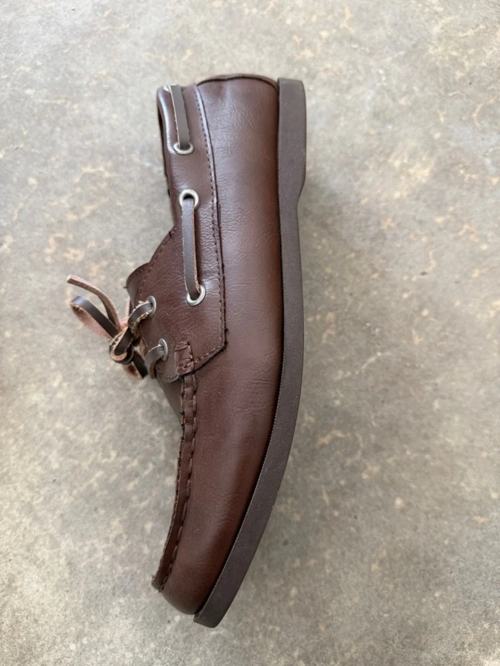 Old Navy Men's Leather Boat Shoes